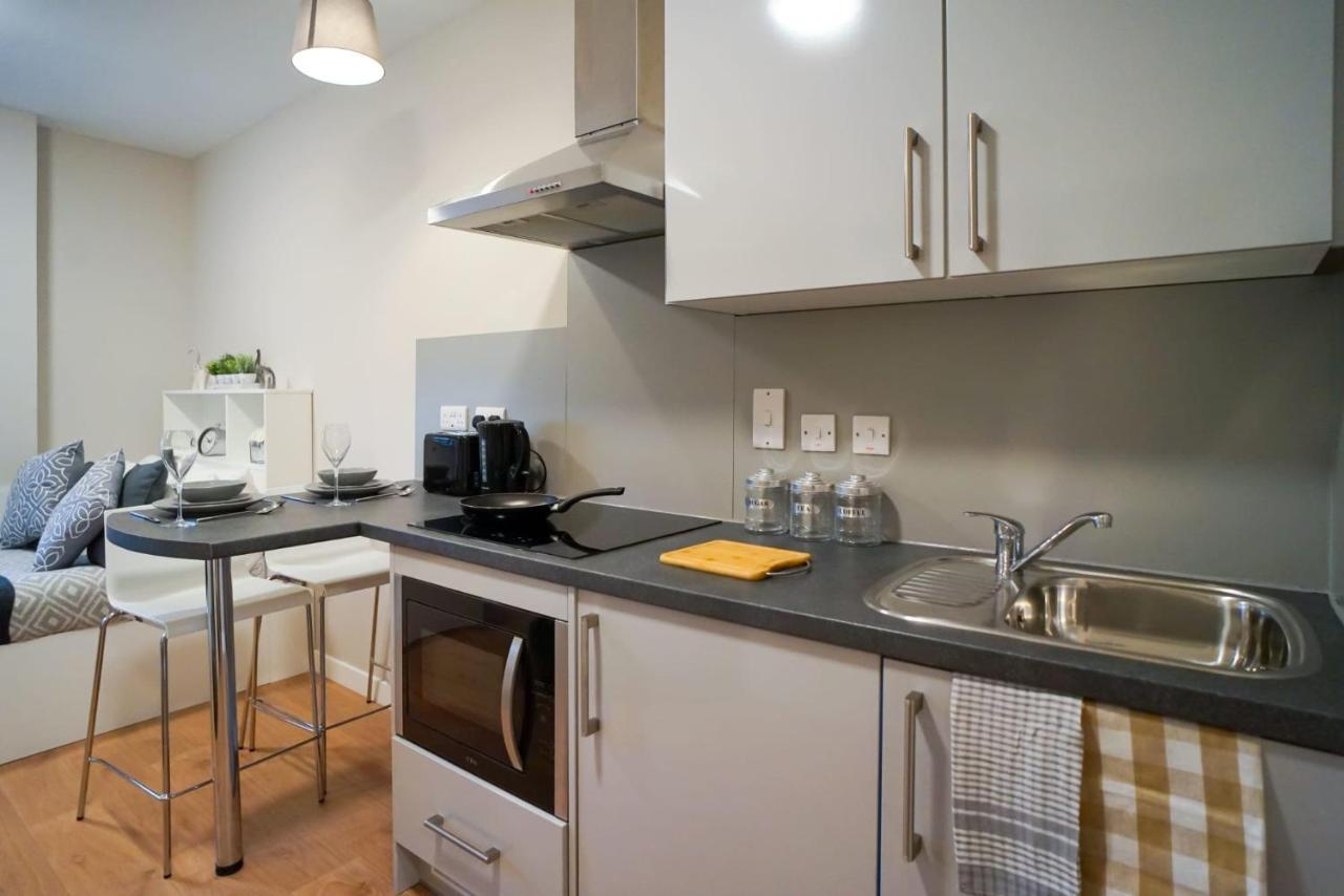1 Bedroom Apartments, Studios And Ensuite Bedrooms With Shared Kitchen At Centro House In Стърлинг Екстериор снимка